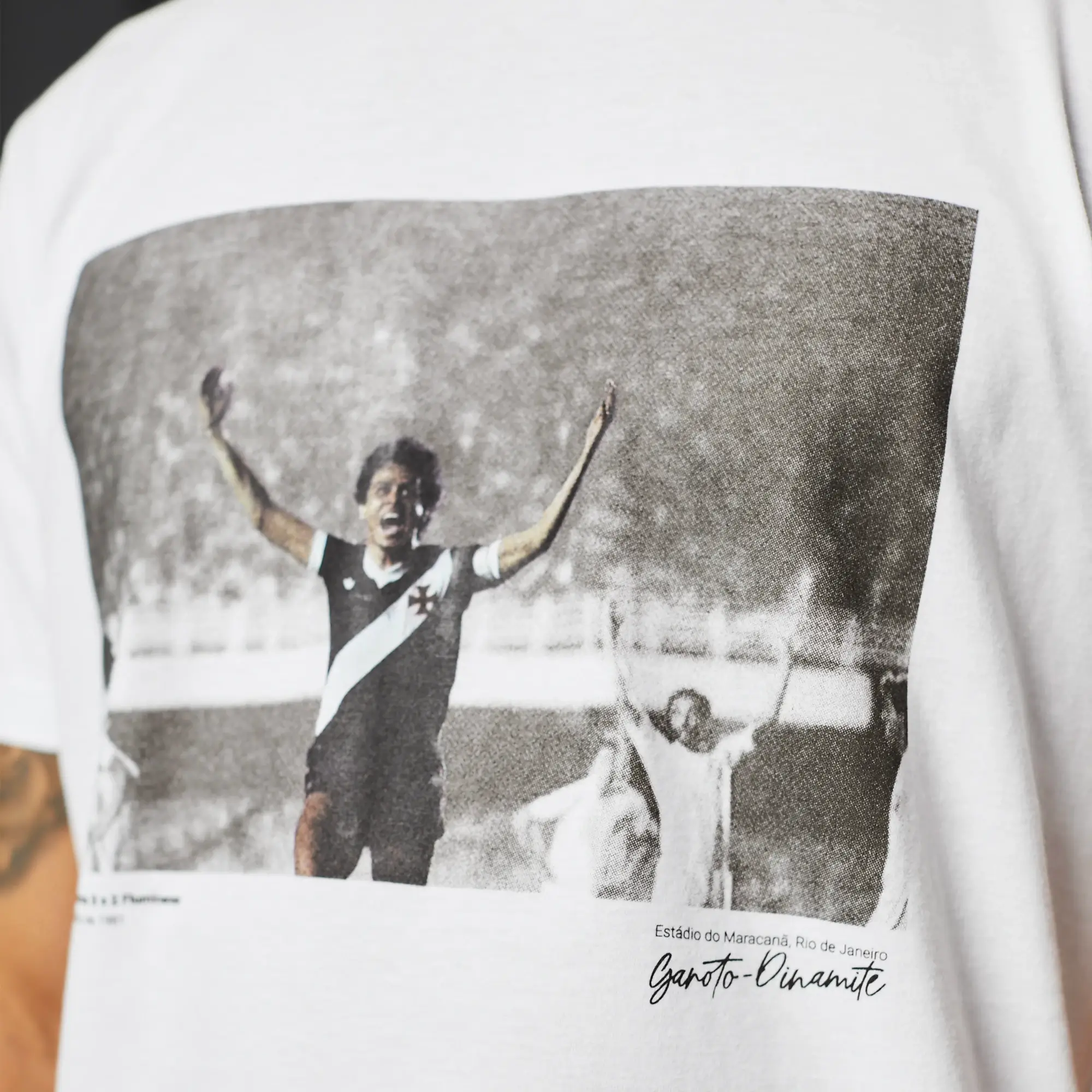 Camiseta garoto dinamite