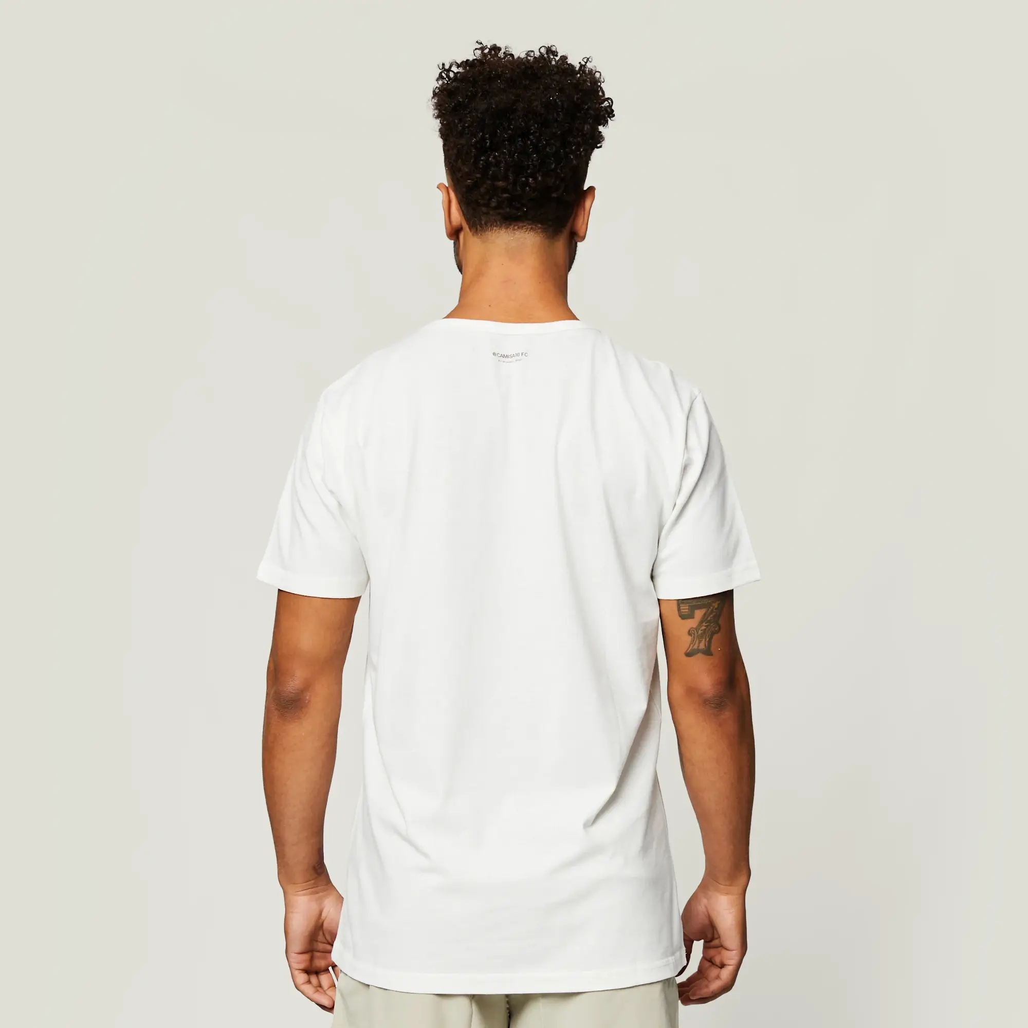 Camiseta saint pele