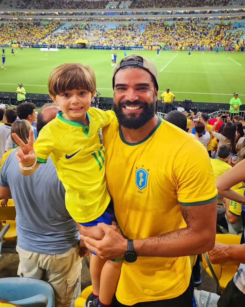Camiseta Brasil 82 Amarela - Diego Monteiro